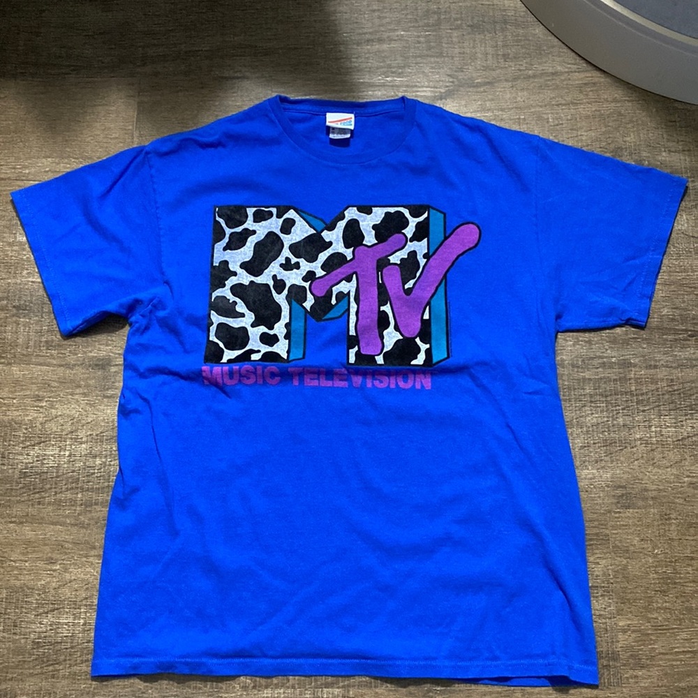 MTV T-shirt